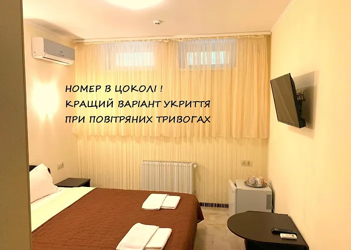 Breeze Hotel