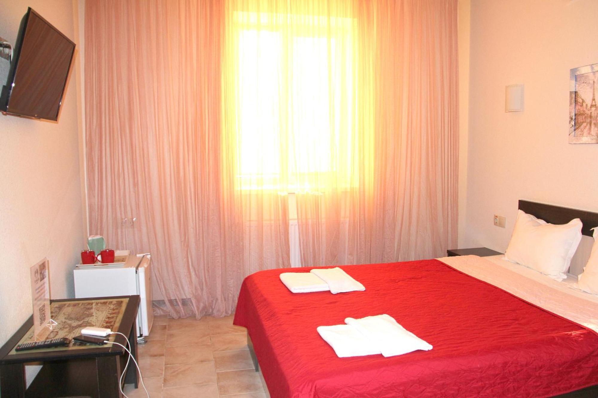Breeze Hotel